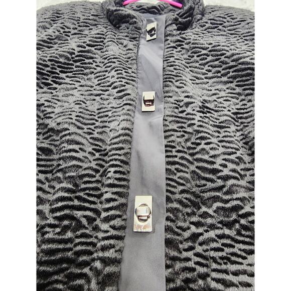 Carol Anderson By Invitation Faux Fur Jacket Size M Black Turn Lock Classic Chic - Picture 2 of 10